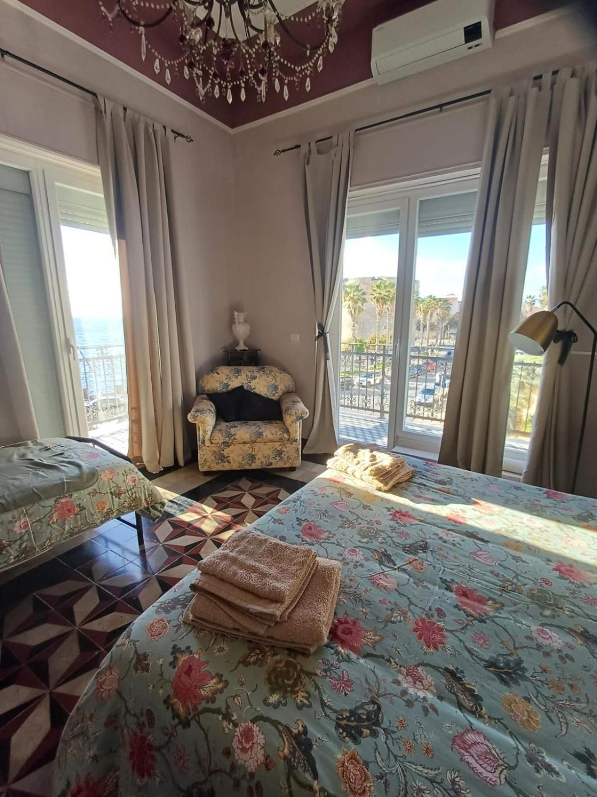 Maison d'hôtes Romantic House Spettacolare Vista Mare Unica Nel Suo Genere